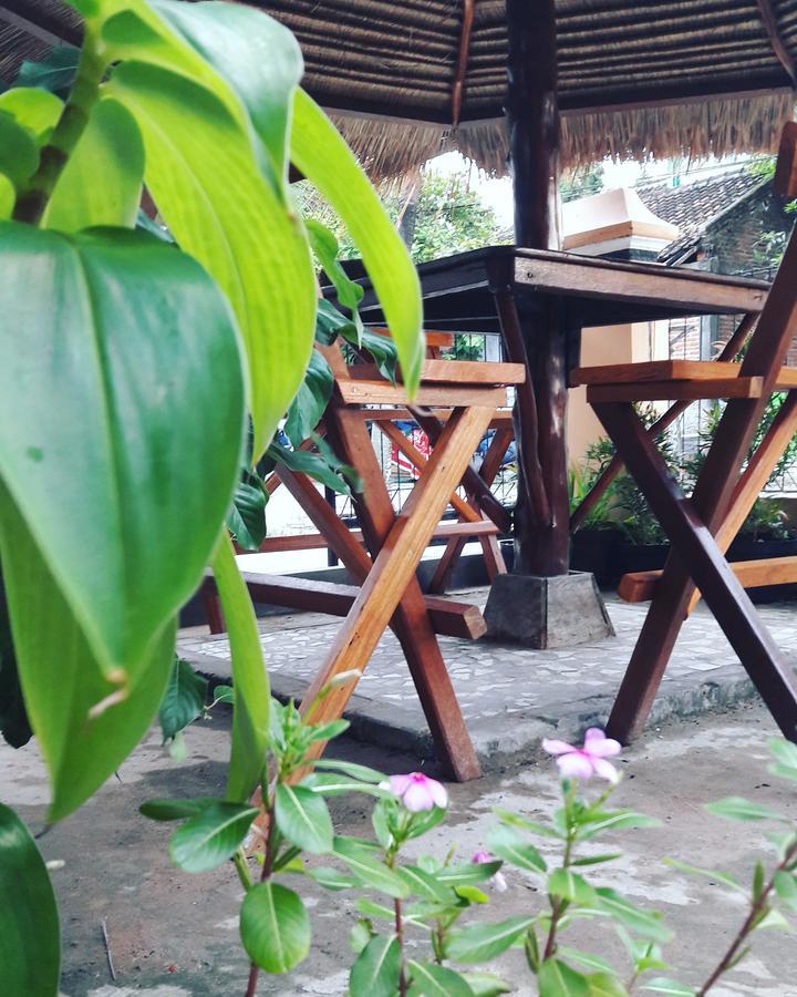Arriani Homestay Karimunjawa Exterior photo